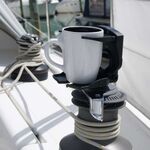 Railblaza CupClam holds a cup
