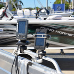 Railblaza drehbare Montageplattform S mit Humminbird PiranhaMax Echolot