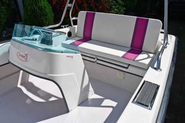 Tenten-Boats Barco a motor / Barco de recreio Bora 440 touring